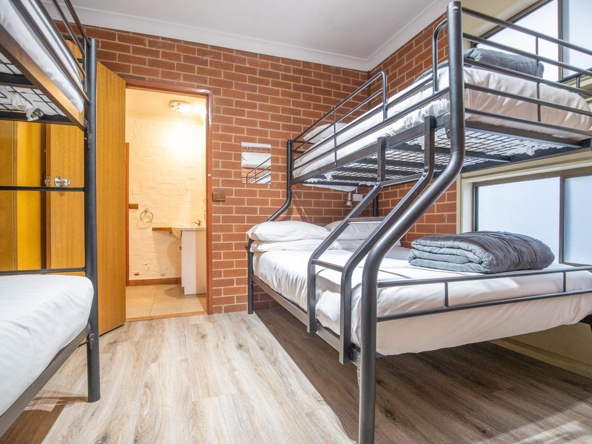 Nrma Bright Holiday Park Habitación foto